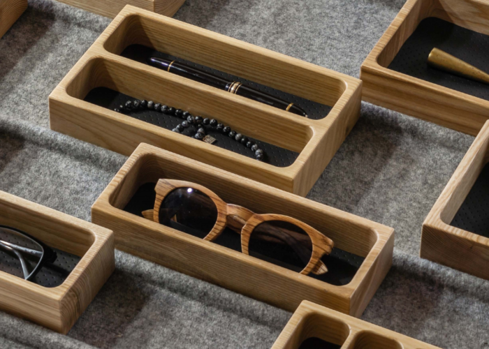 Wardrobe accessories
