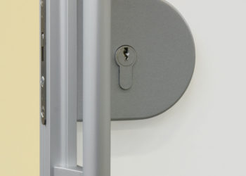 Sliding door locking