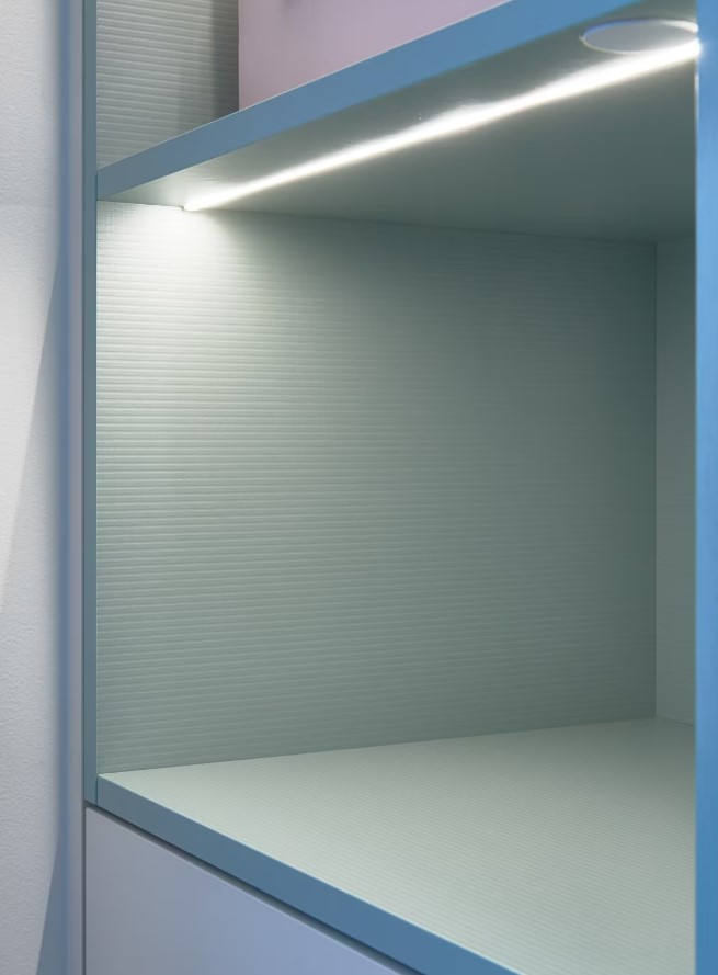 Led Pásky Nasvětlují Vnitřek Polic